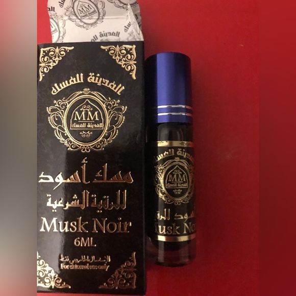 Black energy repellent using black Musk 6ml great scent- protect your energy - Picture 2 of 5